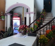 Bán nhà đang kinh doanh khách sạn mi ni tại ngõ 16 Huỳnh Thúc Kháng, Đống đa Hà nội