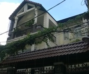 4 Cho thuê villa biệt thự hẻm 8m Nguyễn Văn Nguyễn, Quận 1: 10m x 18m, 2 lầu, garage, 6PN...