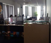 3 Văn phòng MT Huỳnh Tịnh của Q.3 DT: 110 m2