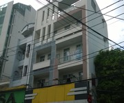 7 Cho thuê gấp nhà rộng mặt tiền đường Huỳnh Văn Bánh, Quận Phú Nhuận: 8.5m x 9m, 3 lầu, ST,gần NVTrỗi