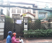 Chính chủ cho thuê nhà dạng biệt thự diện tích rộng giá rẻ đường Tân Canh, Q Tân Bình  10x28m