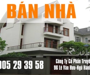 Nhà bán 3.5 tầng, DT: 120 m2, nơi sầm uất đường Nguyễn Hữu Thọ