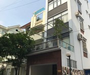 Cho thuê nhà 5 tầng đường Nguyễn Khánh Toàn, Cầu Giấy, HN