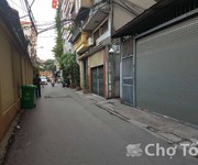 Chính chủ cần bán căn hộ chung cư 50m2 ngã 4 sở