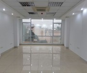 3 Cho thuê văn phòng giá rẻ 9-12 triệu/tháng mặt phố Nguyễn Khuyến quận Đống Đa