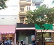 Nhà nằm vị trí đẹp gần góc 2MT đường Trương Định, Q3 cho thuê tiện kinh doanh spa, văn phòng công ty