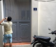 Cho thuê nhà riêng 2 tầng mới phố Vân Hồ, Hoa Lư-MS2055