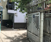 3 Cho thuê nhà nguyên căn đường Nguyễn Văn Nguyễn, Quận 1