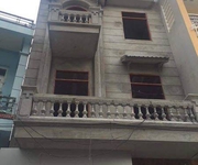 Bán nhà 3 tầng mặt đường khu Bãi Vượt