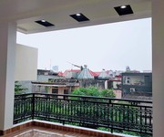 8  Bán nhà đẹp 4 tầng độc lập khu phân lô đường Đà Nẵng