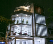 7 Cho thuê nhà góc 03 mặt tiền mới xây dựng 100   nhà thiết kế chuẩn văn phòng, có thang máy