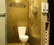 1 Sang nhà hàng , homestay