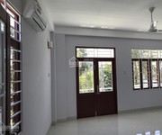 2 Chính chủ cho thuê nhà nguyên căn gần trung tâm Nha Trang, Khánh Hòa.