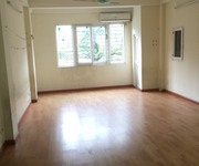 1 Cho thuê nhà mặt ngõ rộng 4m phố Hoàng Cầu, dt 80m2x8 tầng, MT 4.5m, giá 55 tr/tháng