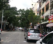 Bán căn hộ dịch vụ MT đường Lê Lai, Phường Bến Thành, Q. 1, DT: 5,8x22m, 6 lầu, giá 73 tỷ