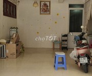 1 Cho thuê tầng 1, 70m2 - 2 phòng, 7 triệu, ngõ ô tô, phố Quan Nhân.