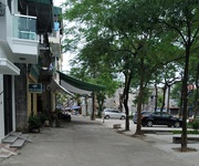 Bán nhà phường Đáp Cầu, làn 2 đường Hoàng Quốc Việt, ô tô đỗ cửa. 82 m2 giá 2 tỷ