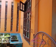 9 Cho thuê nhà 4 tầng phố Nguyễn Phúc Lai, rộng rãi, thoáng mát, an ninh tốt, giá hợp lý