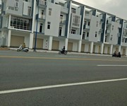 Cần bán nhà mặt phố ở thành phố Mới, tỉnh Bình Dương