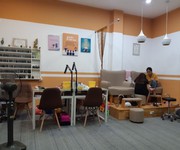 Sang nhượng cửa hàng nail   mi DT 45 m2 x 2 tầng mặt tiền 8 m Phố Quang Trung Q.Hà Đông Hà Nội