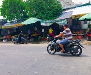 1 Kẹt tiền mở cửa hàng Nail ở Sài Gòn bán gấp 300m2 đất thổ cư, gần chợ đông dân cư hoạt động sầm uất