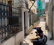 Tôi chính chủ cần bán nhà riêng cấp 4 diện tích 35m2 vuông đẹp tại Hoàng Mai Tôi chính chủ cần bán nhà riêng cấp 4 diện tích 35m2 vuông đẹp tại Hoàng Mai