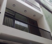 Cho thuê nhà 3 tầng lâu dài 150 m2