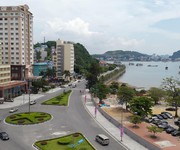 Bán tòa khách sạn view biển, gần Sun World Park, Hạ Long, 108m x 9T, 38 tỷ.