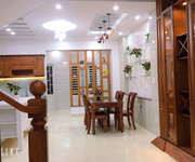 1 Bán nhà 4 tầng có 8 căn hộ cho thuê đường Nguyễn Xuât Khoát