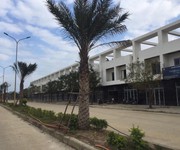 4 Nhà Đẹp Giá Rẻ... Đối Diện Khu Trung Tâm Thương Mại