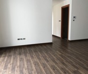 2 Bán căn góc 110m2, hướng DDN chung cư Goldmark City, giá 2.5 tỷ