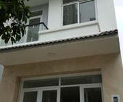 Cho thuê nhà phố khu Phú Đông 1 trệt 2 lầu, diện tích đất 5 x 18.5m, giá 20tr, gần Phạm văn Đồng