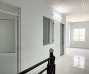 2 Cần bán nhà phố mặt tiền có 3 phòng trọ sau lưng