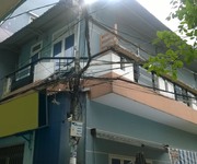 3 Cho thuê gấp nhà góc 2 mặt hẻm 6m đường Trần Quang Diệu, Quận 3, 4.7m x 10.5m, 1 lầu, 2 PN, 2 WC