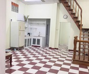 Nhà cho thuê 3PN CMT8, P13, Q10. Giá: 8 triệu/tháng Nhà cho thuê 3PN CMT8, P13, Q10. Giá: 8 triệu/tháng