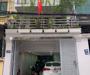 Cho thuê nhà riêng 4 tầng tại 137 ngõ 200 Âu Cơ, phường Tứ Liên, quận Tây Hồ, Hà Nội