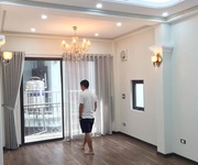 2 Bán nhà đẹp 38m2  5 tầng phố Văn Cao, ngõ rộng cách MP 30 mét giá 4 tỷ.