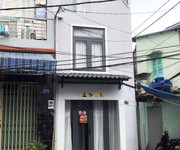 Nhà thuê Tân Hóa, P14, Q6. Trệt 2 lầu, 2pn,2wc, nội thất. Giá: 8 triệu/tháng.