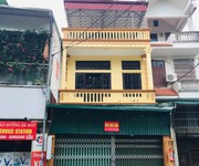 Cho thuê nhà nguyên căn mặt phố giá tốt tại Long Biên, Hà Nội