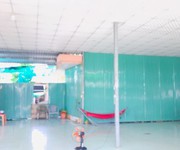 Cho thuê Nhà ngang 12m gần Vincom Cần Thơ có bờ sông 12 triệu  Miễn Trung Gian