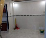 1 Tôi chính chủ do chuyển về nhà to hơn nên cần bán căn nhà nhỏ xinh xắn ngay trung tâm quận 4