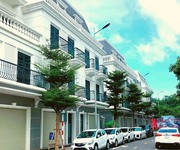Bán nhà ngã tư Phú Vân, gần bến xe Bình Dương, gần chợ, bệnh viện, trường học...