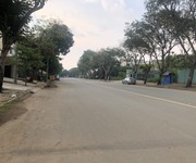 Cần bán lô đất đường Nguyễn Khoa Đăng, q2, giá 2tỷ4, SHR, đông dân cư