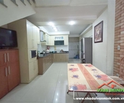 Cần bán căn nhà mặt đường Dư Hàng, mt 3.9m, dt 45.7m2, 4.5 tầng, sđcc, hướng TN.