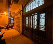 2 Bán đất phố Hào Nam- Đống Đa tặng nhà 3 tầng trên đất, 2tỷ45.
