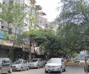 6 Cho thuê tâng 2 nhà mặt phố số 46 Quốc Tử Giám, Đống Đa, HN