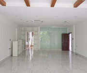 5 Cho thuê biệt thự 12x20m hầm 3 lầu P.An Phú Q2