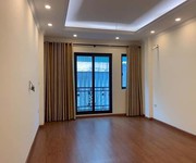 4 Bán nhà phân lô 35m2-5 tầng, phố Cầu Giấy ngõ rộng 4m, giá 3,7 tỷ.