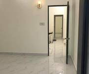 -Cần tiền bán gấp nhà Thờ Tân Hương, Quận Tân Phú. dt: 30m2, 2,35 tỷ