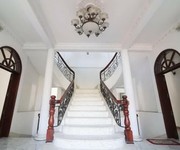 Tin cho thuê căn biệt thự chuẩn 5 sao
